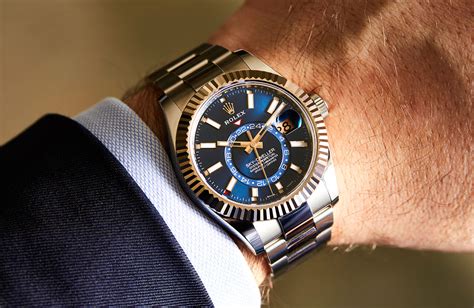 rolex sky dweller second hand